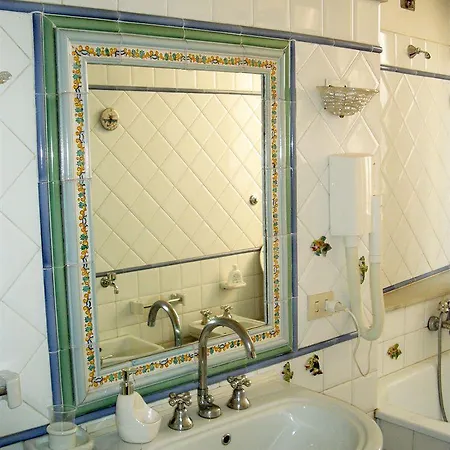 Bed And Breakfast Villa Bruna Bed & Breakfast Naples